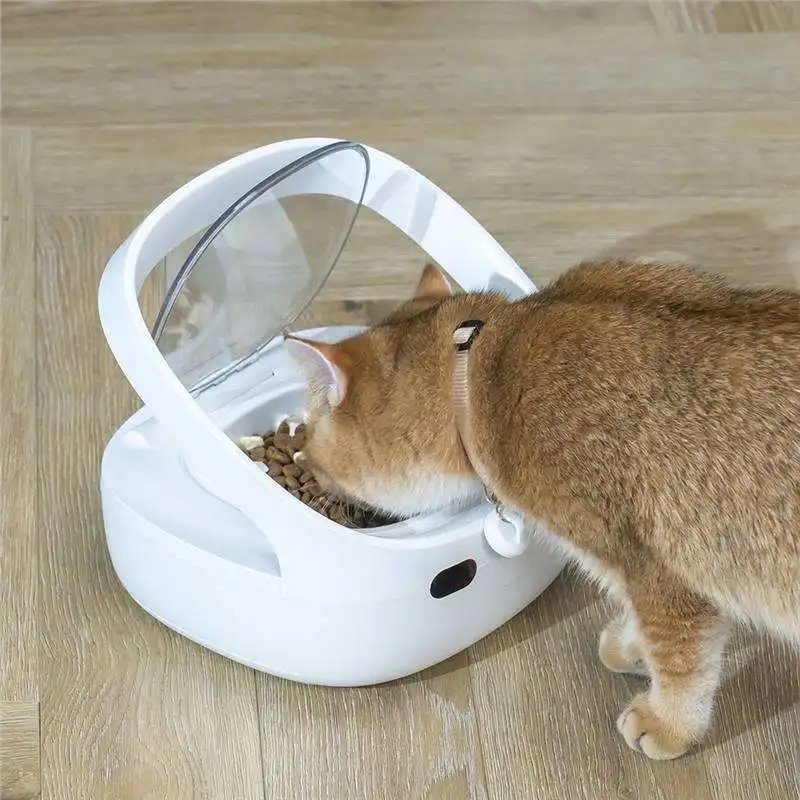 

STLFCharge-Powered Stylish Portable Pet Feeder WIFI Control Smart Automatic Sensor Solid Plastic IPX5 Waterproof Anti-Snatch LCD