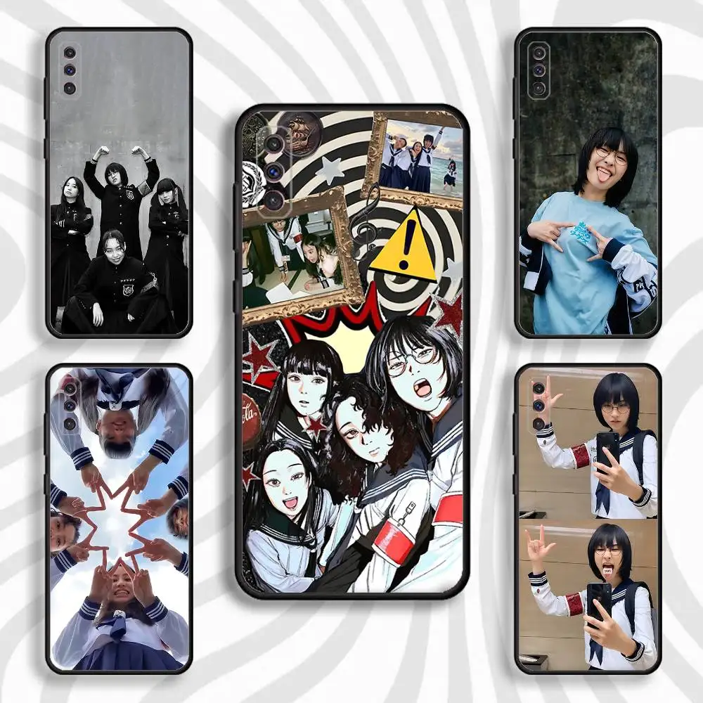 

ATARASHII GAKKO Suzuka Jpop Phone Case For Samsung S 25,24,23,22,30,21,10,9,Ultra,Plus,Lite,FE,4,5 G Black Soft Case