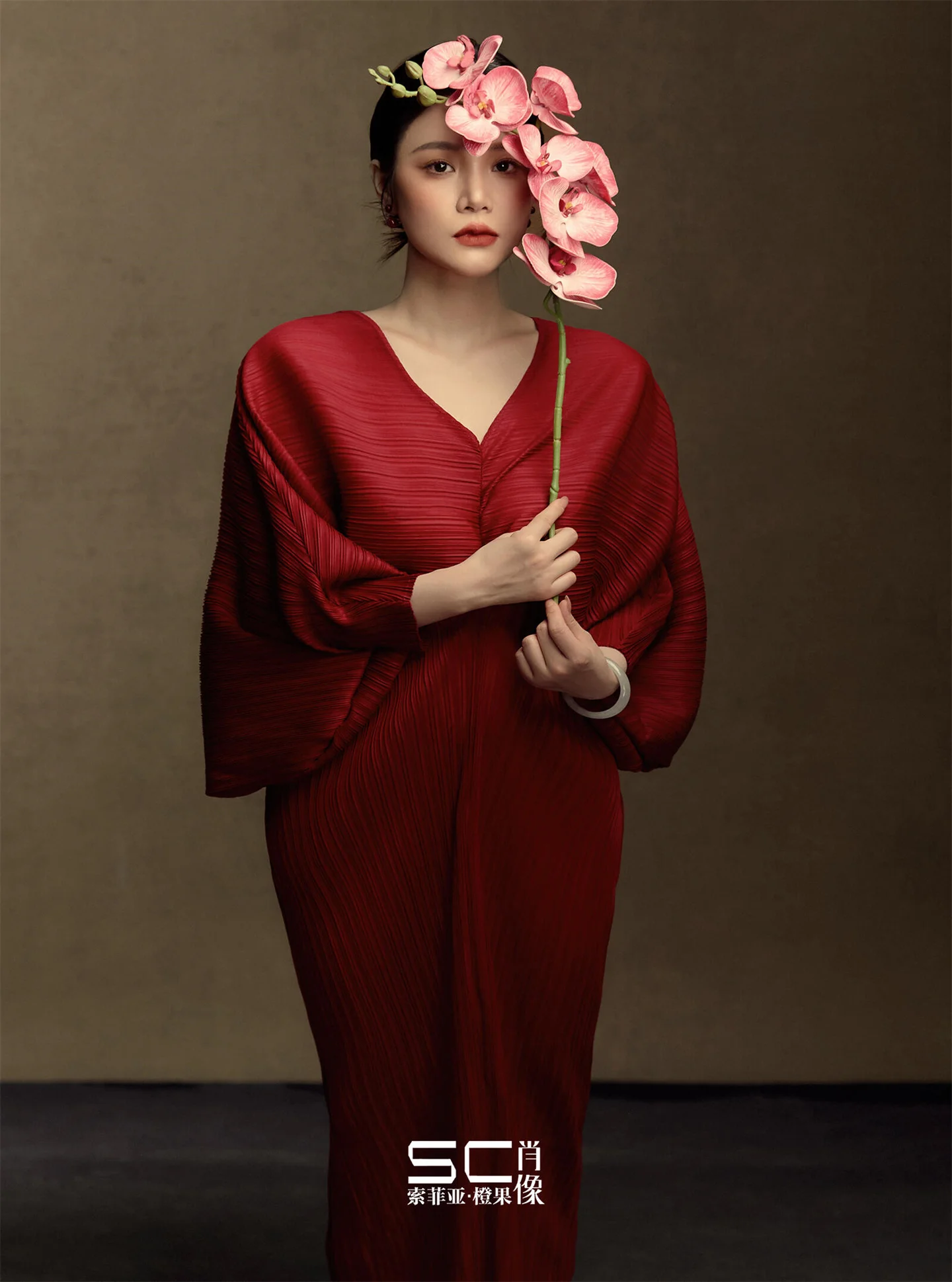 

Новинка: Женская одежда для фотосессий в китайском национальном стиле, для портретной и художественной фотографии, индивидуальные студийные образы.