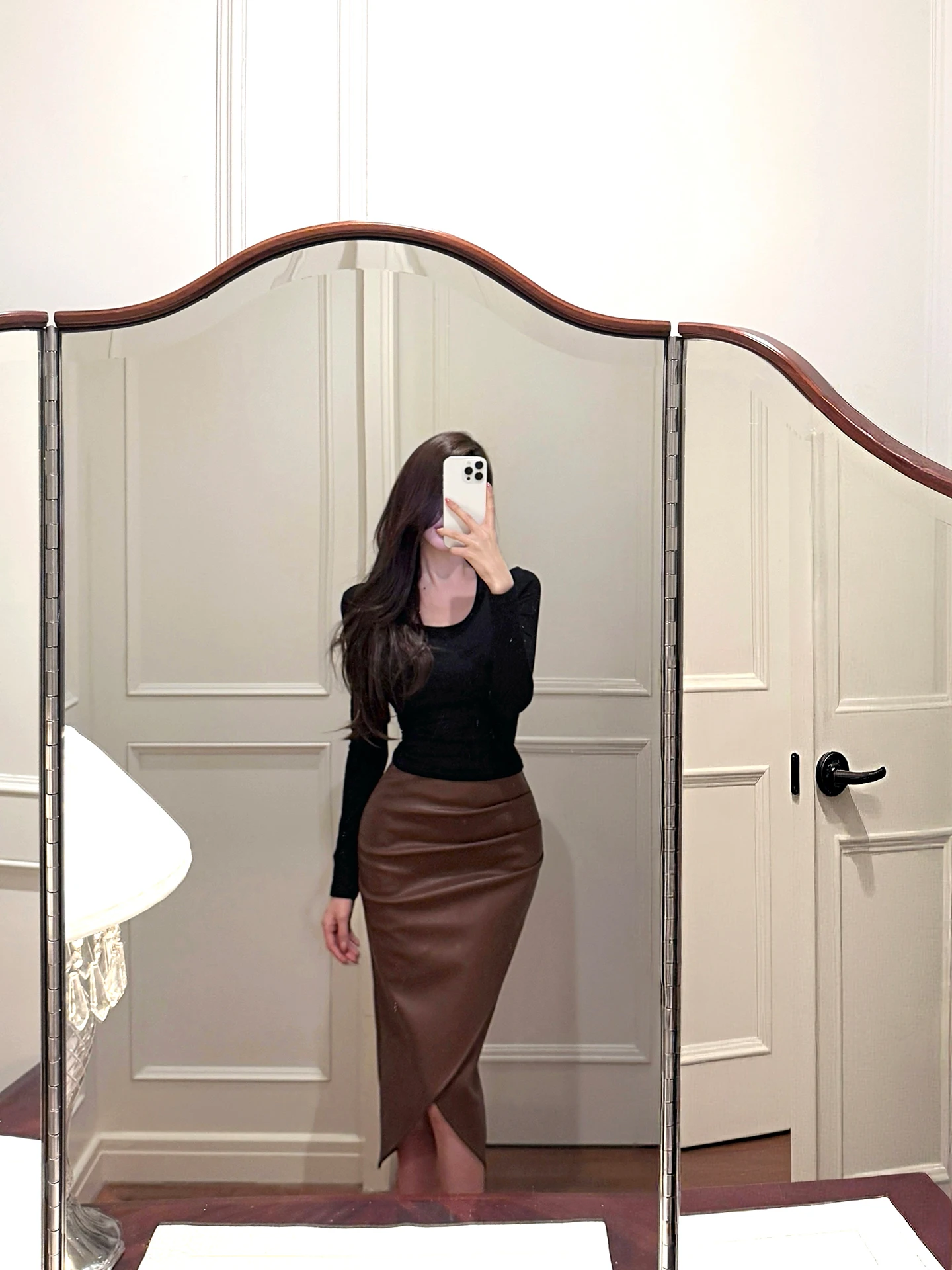 

Сексуальная плиссированная длинная юбка из искусственной кожи для женщин, в стиле ретро, гонконгский стиль, приталенная, на каждый день, из ПУ-материала, со средней талией