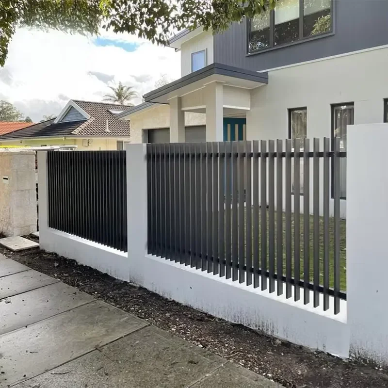 Modern Aluminum Alloy Slat Fence Panels Outdoor Privacy Horizontal Screen High Quality Waterproof Durable Eco-Friendly Safety