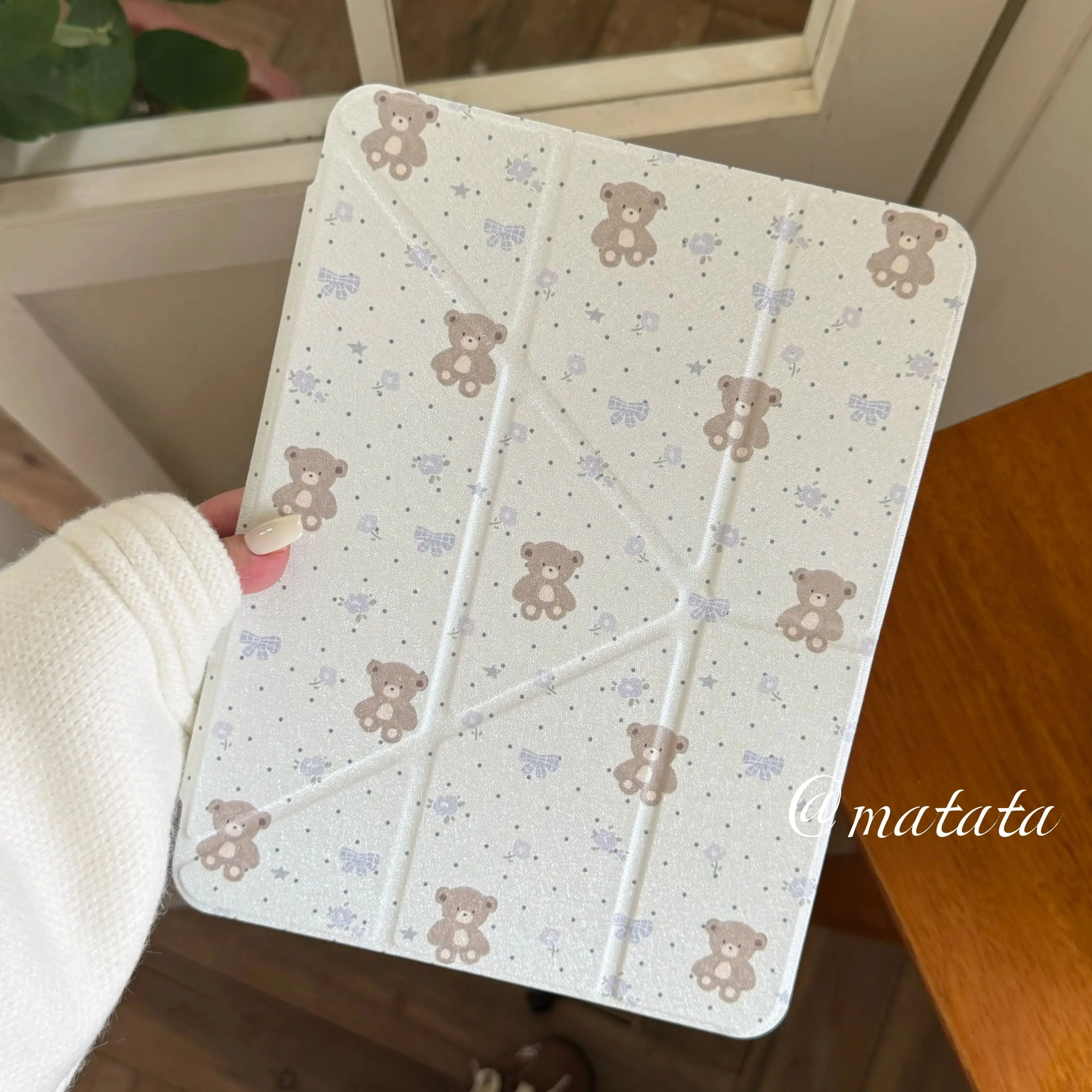 

Чехол для iPad с цветочным принтом, в горошек и с мишкой, в корейском стиле, для iPad Air 5, 6, 7 и Pro 11 дюймов, очаровательный, Y+3 Fold, с защитой от изгиба и слотом для карандаша