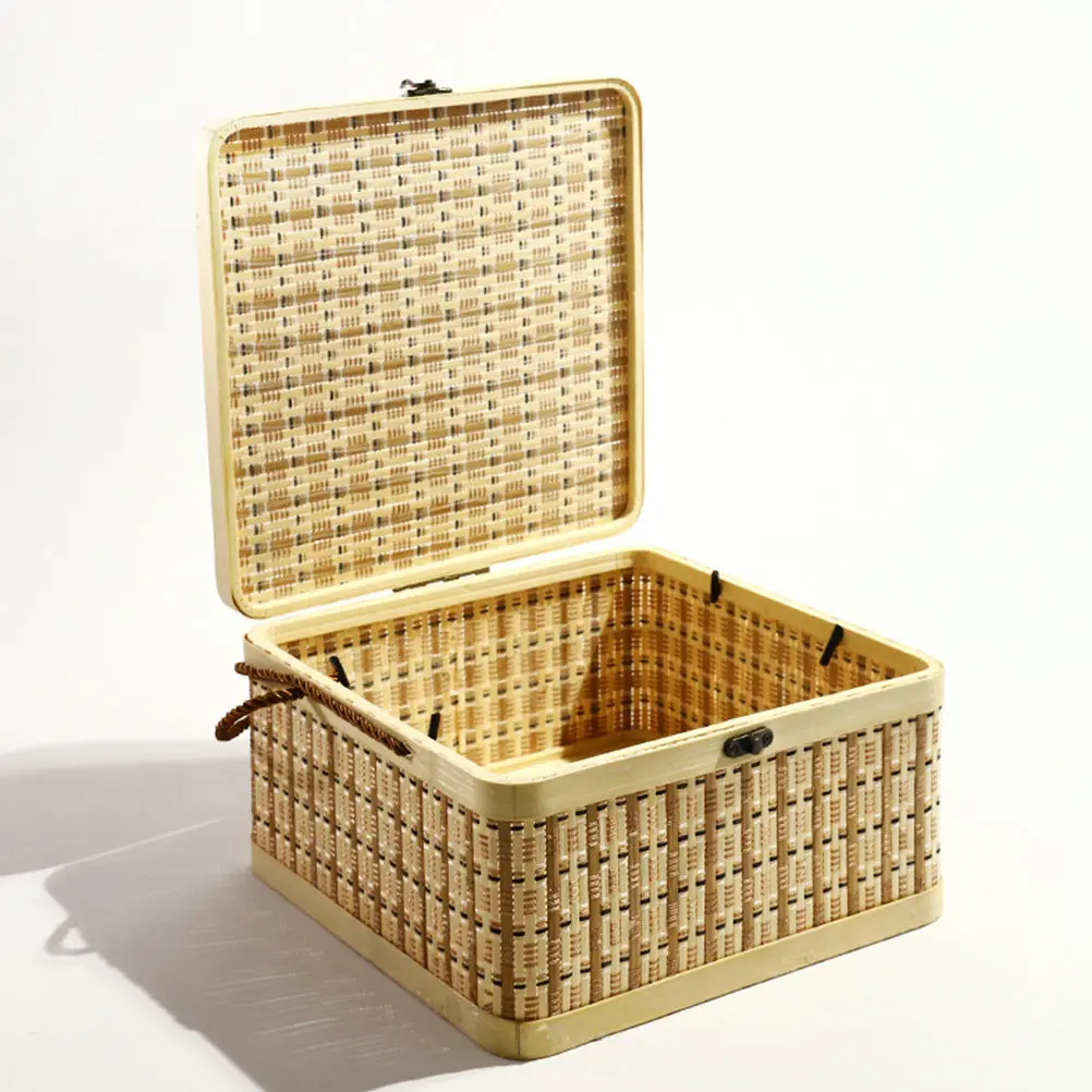 Portable Square Bamboo Basket Handwoven Rustic Cover Design for Moon Cake Egg Zongzi Storage Container Gift Packing Box