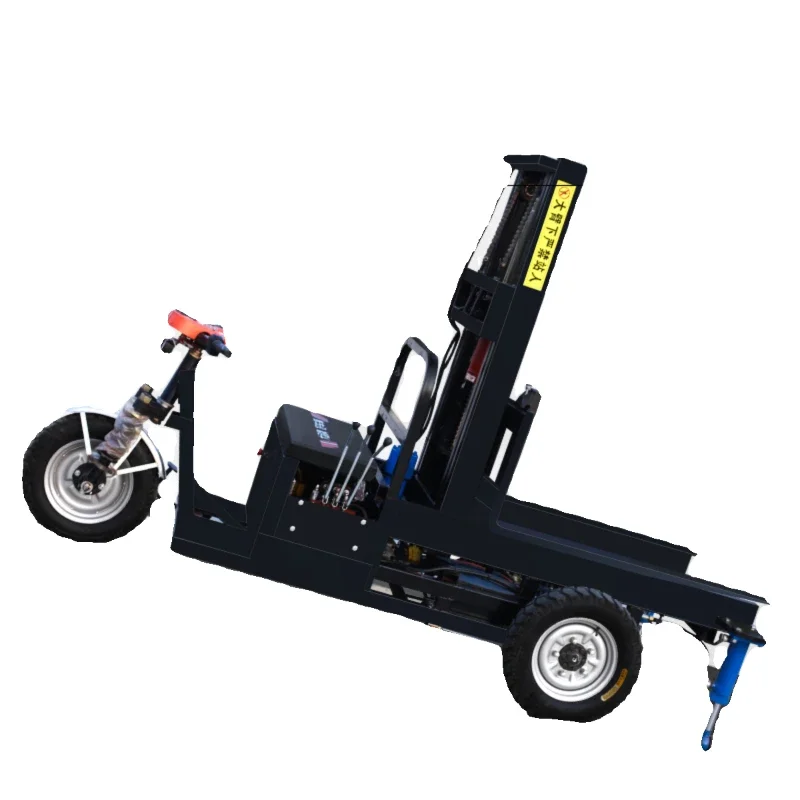 Three-wheeled simple electric forklift 1 ton 2 tons of new energy, forklift handling, warehousing loading and unloading