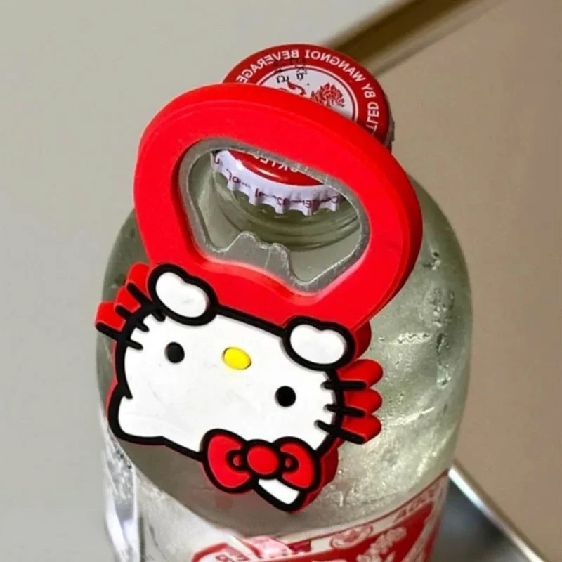 Sanrio-Mini abrebotellas de cerveza, abridor de botellas de silicona, estilo de dibujos animados multifuncional, Hello Kitty, refrigerador creativo