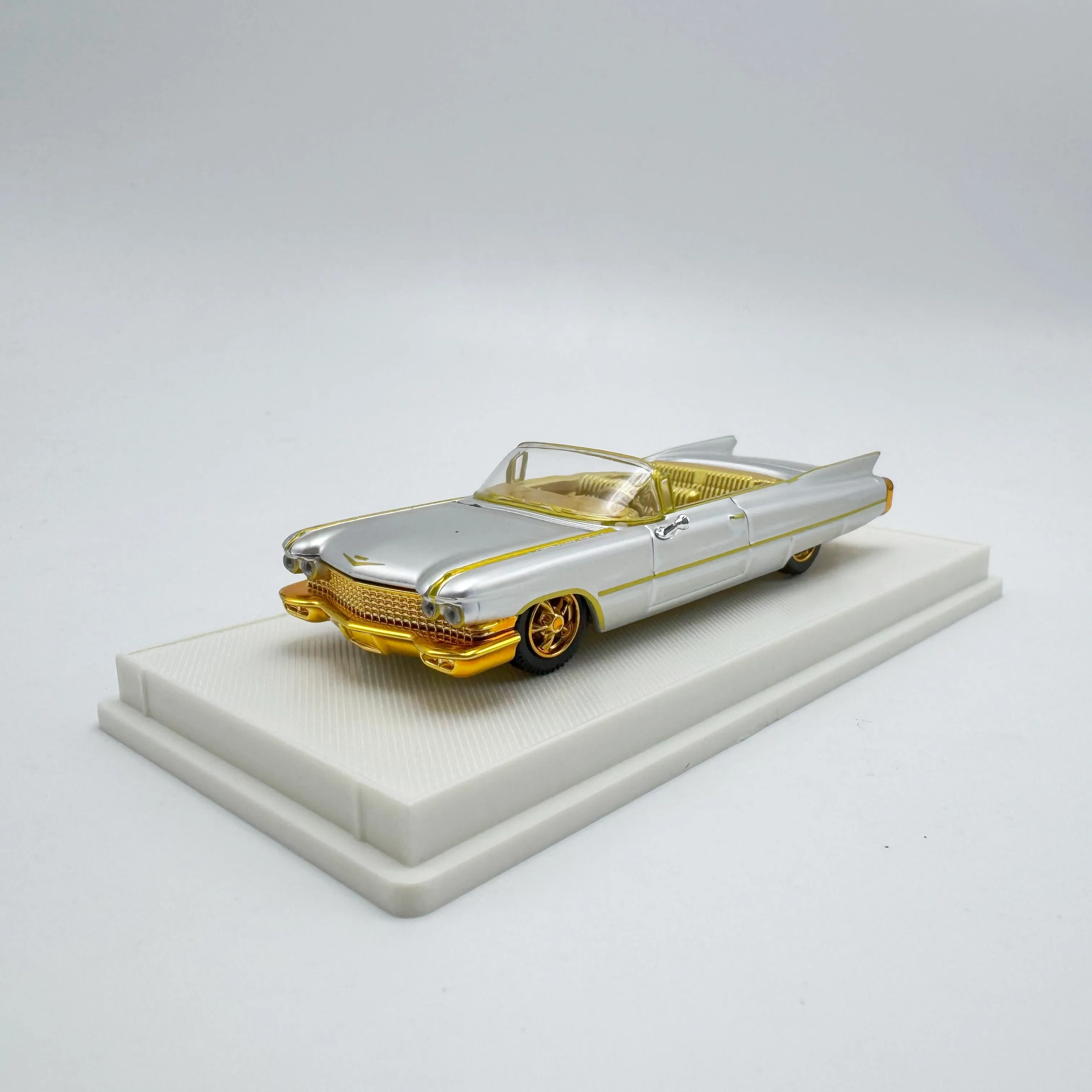 Mechanic 1:64 1960 Cadillac DeVille Vintage Car Rocket Style Alloy Diecast Model Car Collectible Gift Static Display
