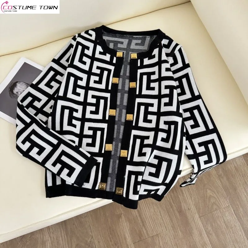 

Autumn and winter new small fragrance style jacket knitted cardigan French letter jacquard double breasted top