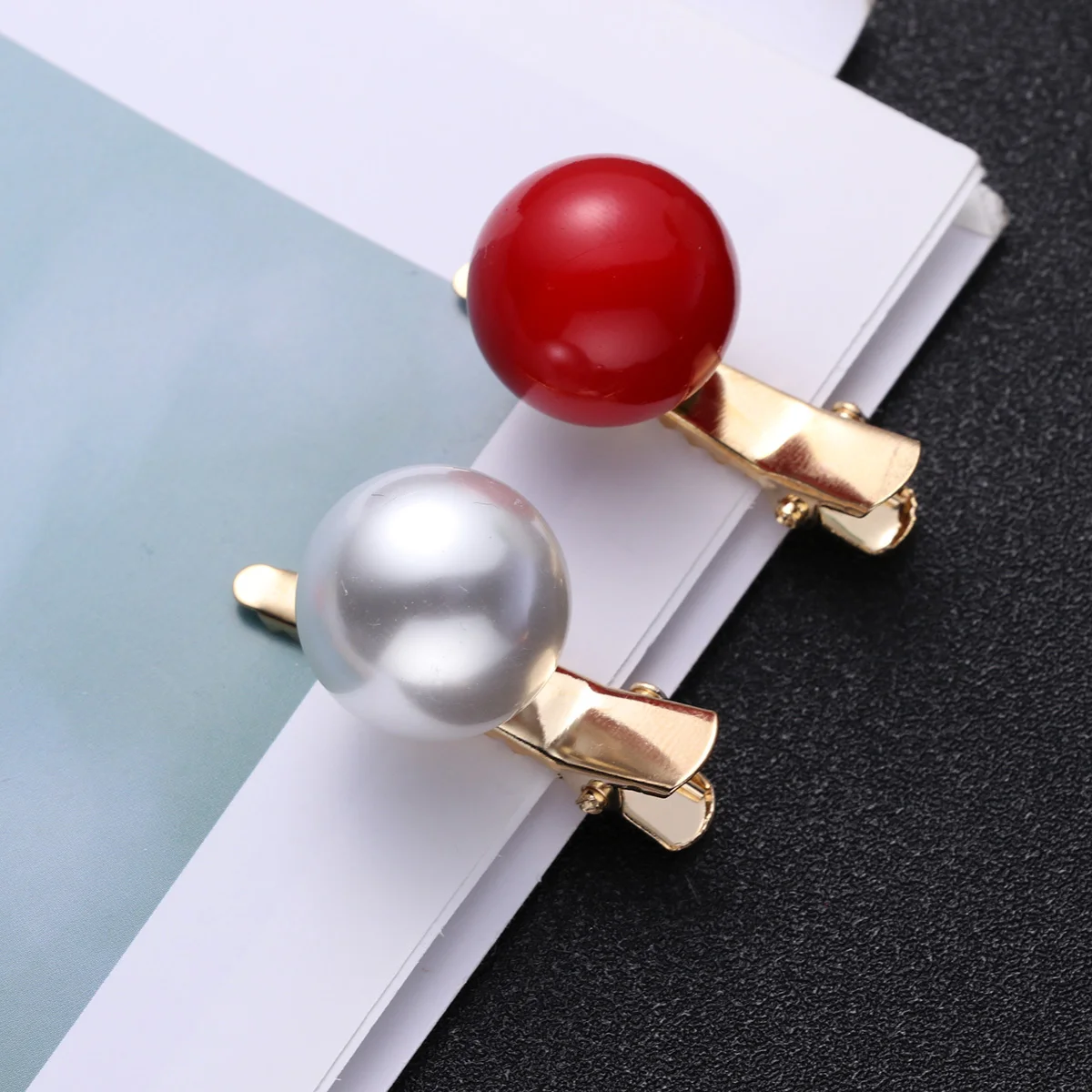 

10Pcs Pearl Hair Clip Fashion Barrettes for Ladies and Girls Good Grip Easy to Use in Various Occasions Decorative Gift