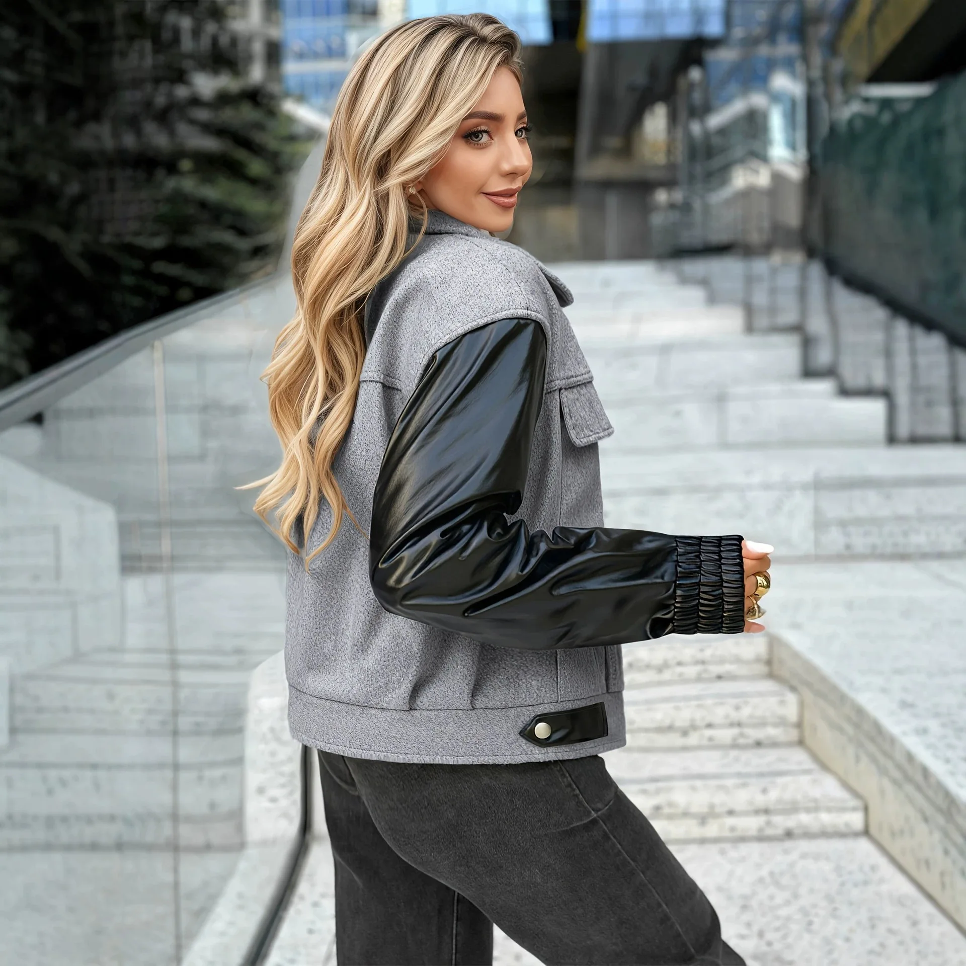 Run! And Autumn. New High-end Women's Clothing, Unmatched Street. Fashion, Loose-fitting Short Color-blocked Jacket Y2k、