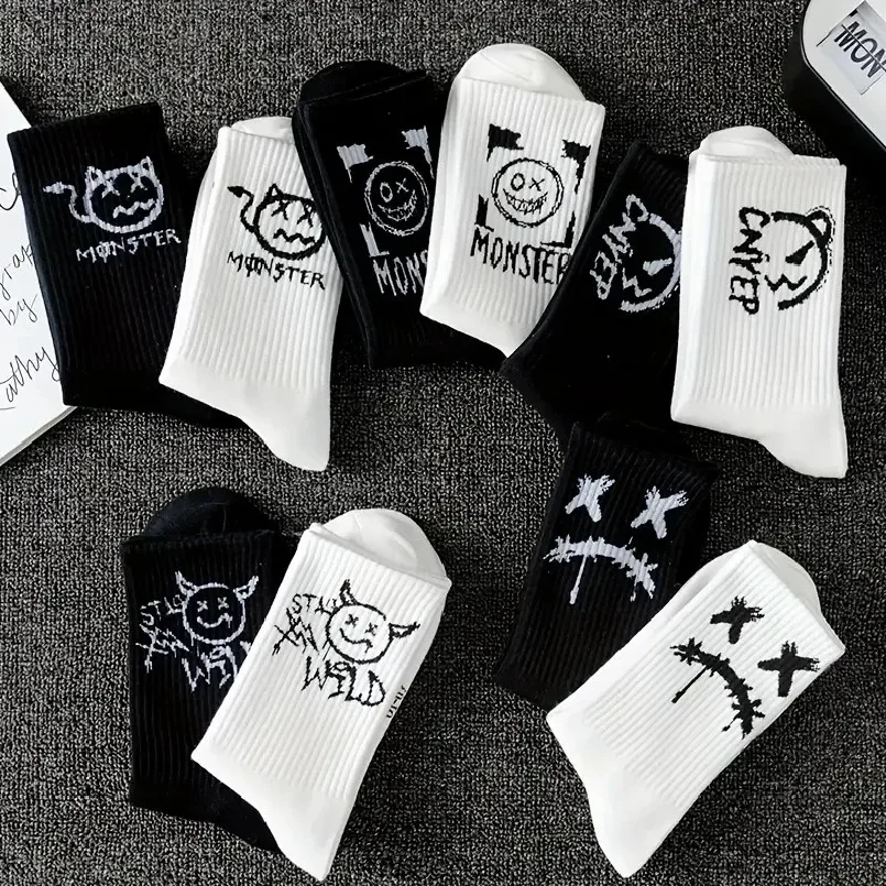 5/10 Pairs Men Women Graffiti Printed socks Street Style Soft Comfortable Sweat Absorbing Breathable Couple Sports Leisure Socks - view 5