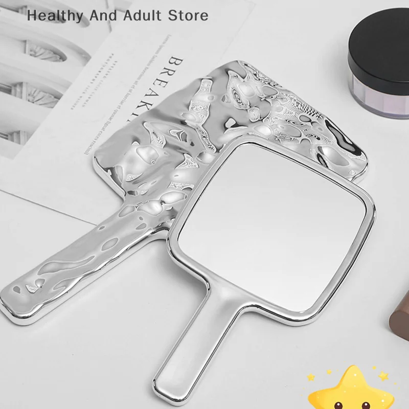 Ins vloeibare vorm vierkante spiegel Mini draagbare desktop cosmetische spiegel Dames make-upspiegel Reizen Metallic draagbare schoonheidsspiegel