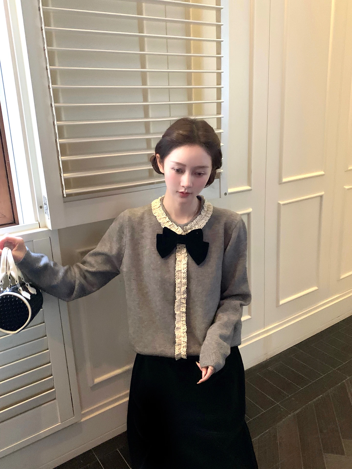 

Peacola Knitted Woolen Sweater Coat Women's Cotton Lace Autumn Winter Small Size Loose Fit round Ne Long Sve Top