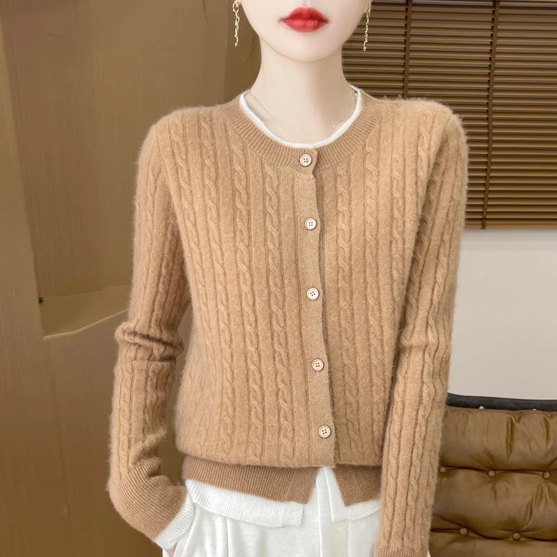 Autumn and winter new 100% merino wool women\'s round neck color matching fake two cardigan loose twist cashmere sweater knit top