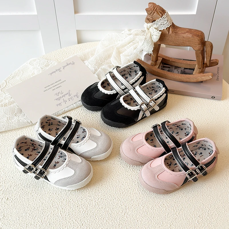 

Four-season Flat Split-color Two-tone Fashionable New Soft-soled Ultra-light Children's Casual Fashion Buckle Versatile Shoes