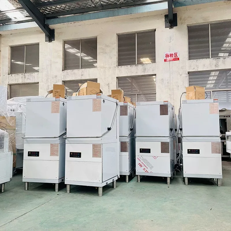 Obrázek 4: Průmyslový automatický dishwashers komerční kapuce dishwashers jsou inexpensive