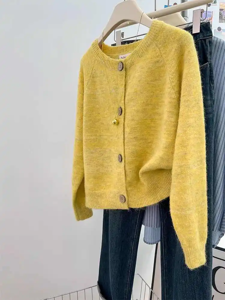 

High-grade Yellow Knitted Cardigans Women Spring New O-Neck Single Breasted Elegant Sweater Coats Fashion Short Knitwear Tops
