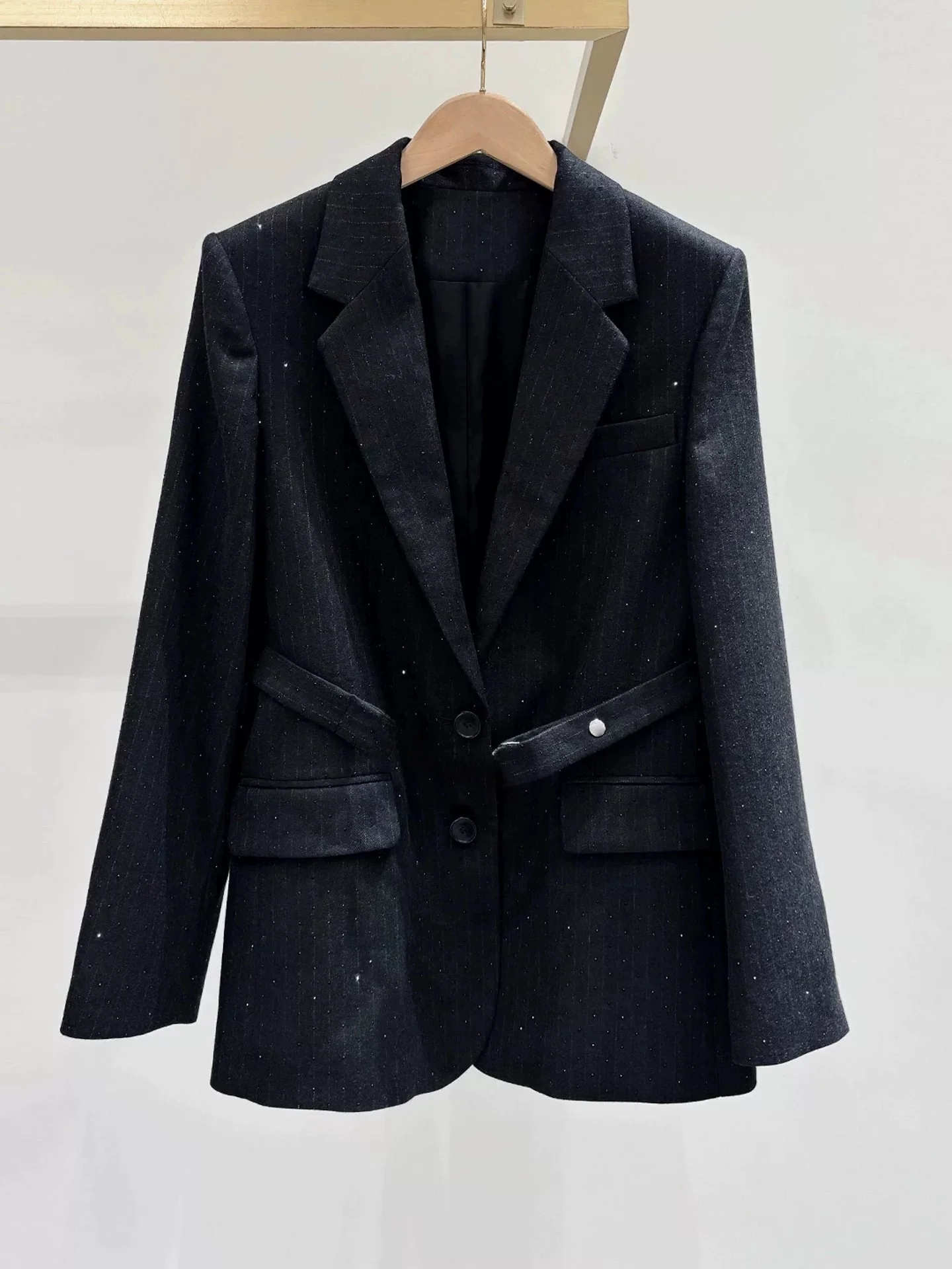 

M Home 2025 Autumn Winter New Diamond Embedded College Sle Vertical Stripes Chain Link Bit ape Commute Suit Jaet