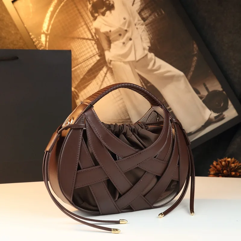 2026 New Woven Hollow-out Handbag Vintage Brown Drawstring Pleated Shoulder Crossbody Bag Women