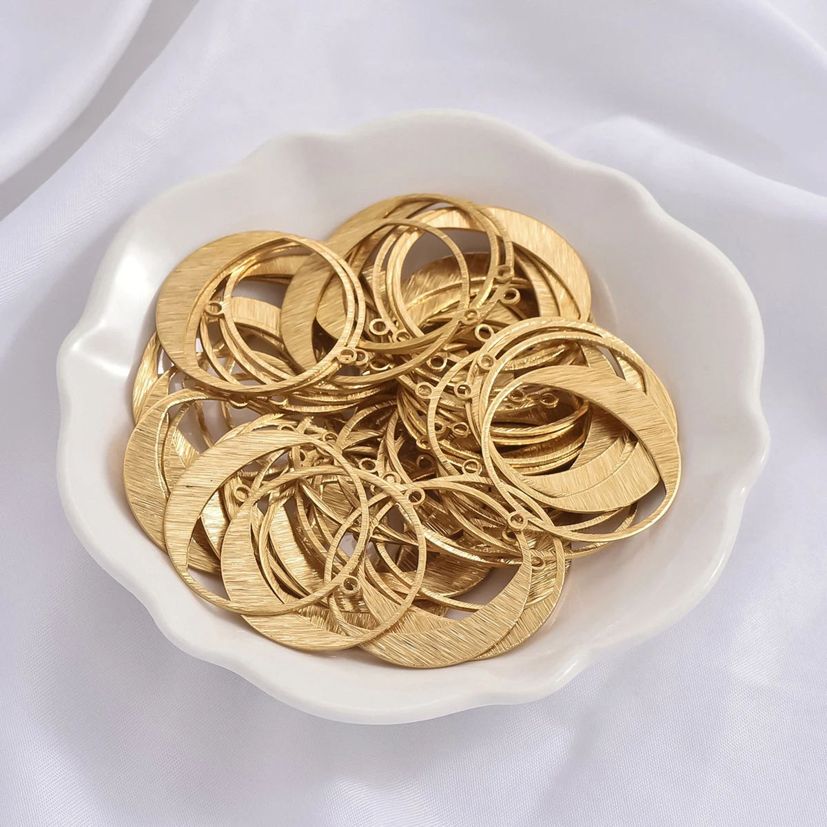 20pcs Brass Single Hanging Wire Drawn Hollow Half Round Earrings Pendant Jewelry Handmade DIY Jewelry Accessory Materials