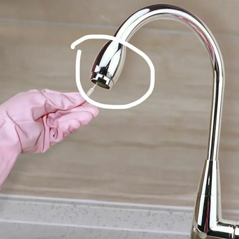 فرشاة تنظيف ذات شعيرات مرنة لصنابير رؤوس الدش والتركيبات المنزلية مع مقبض غير قابل للانزلاق للاستخدام المريح