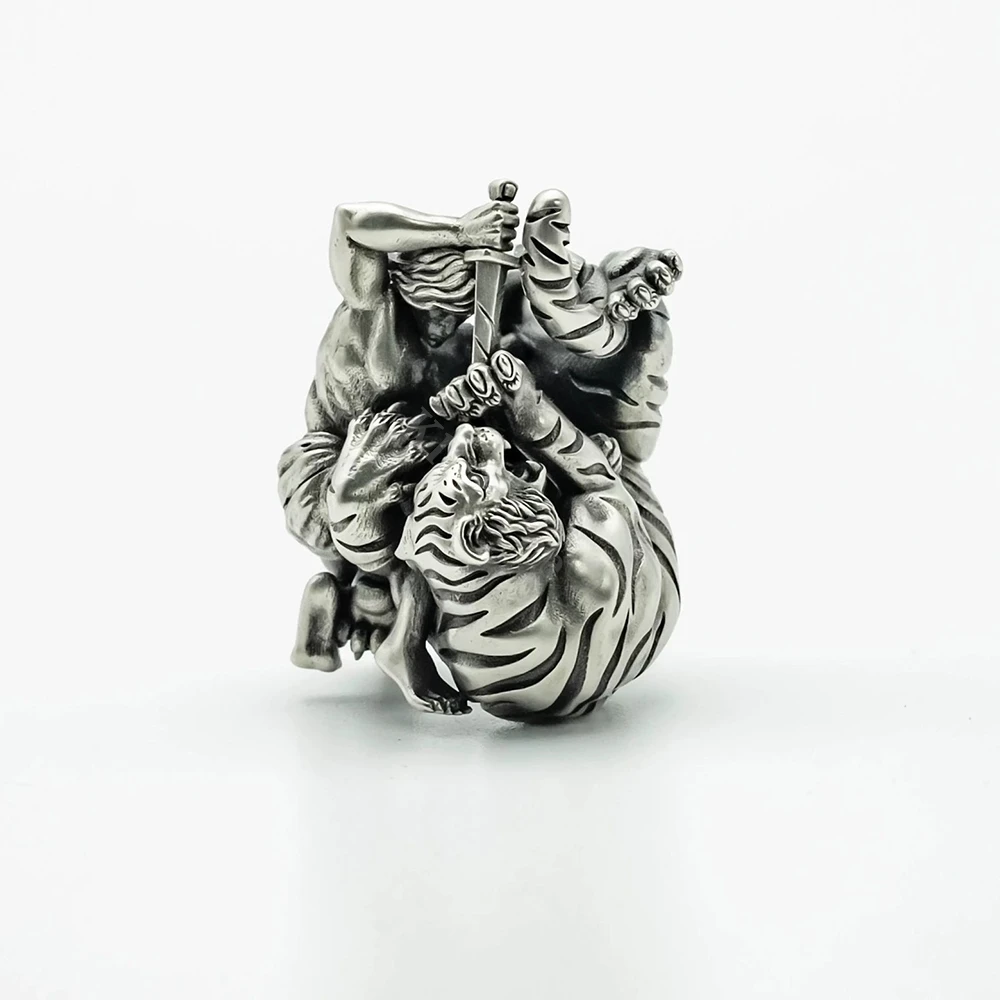 

Creative Brass Tiger S925 Knife Bead Outdoor Tool EDC Paracord Woven Pendant Keychain DIY Accessory Camping Backpack Cord Lock