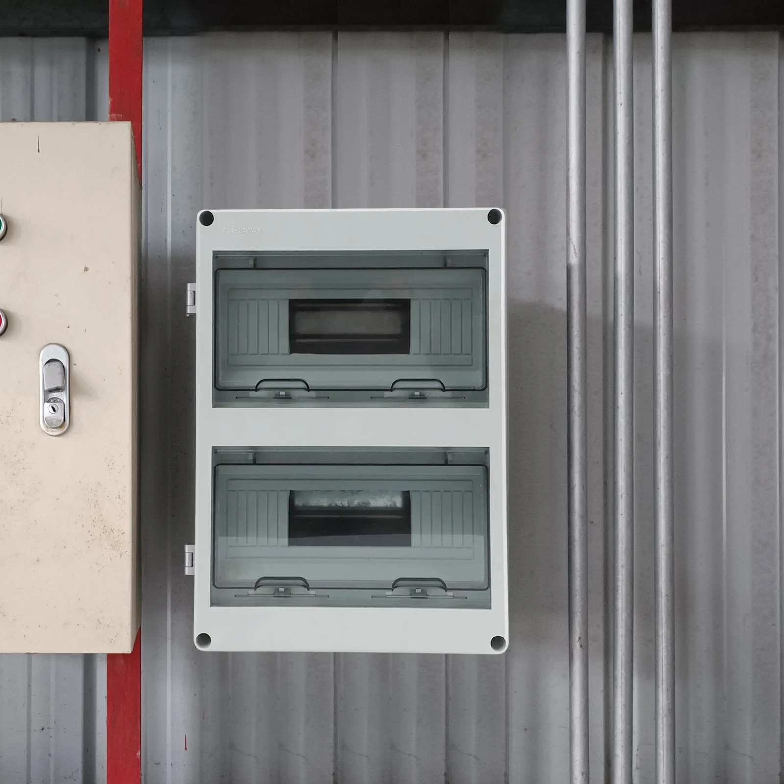 Surface-Mounted Waterproof Electrical Distribution Box 24-Way Power Plastic Junction Wire Box Outdoor Distribution Switch Box