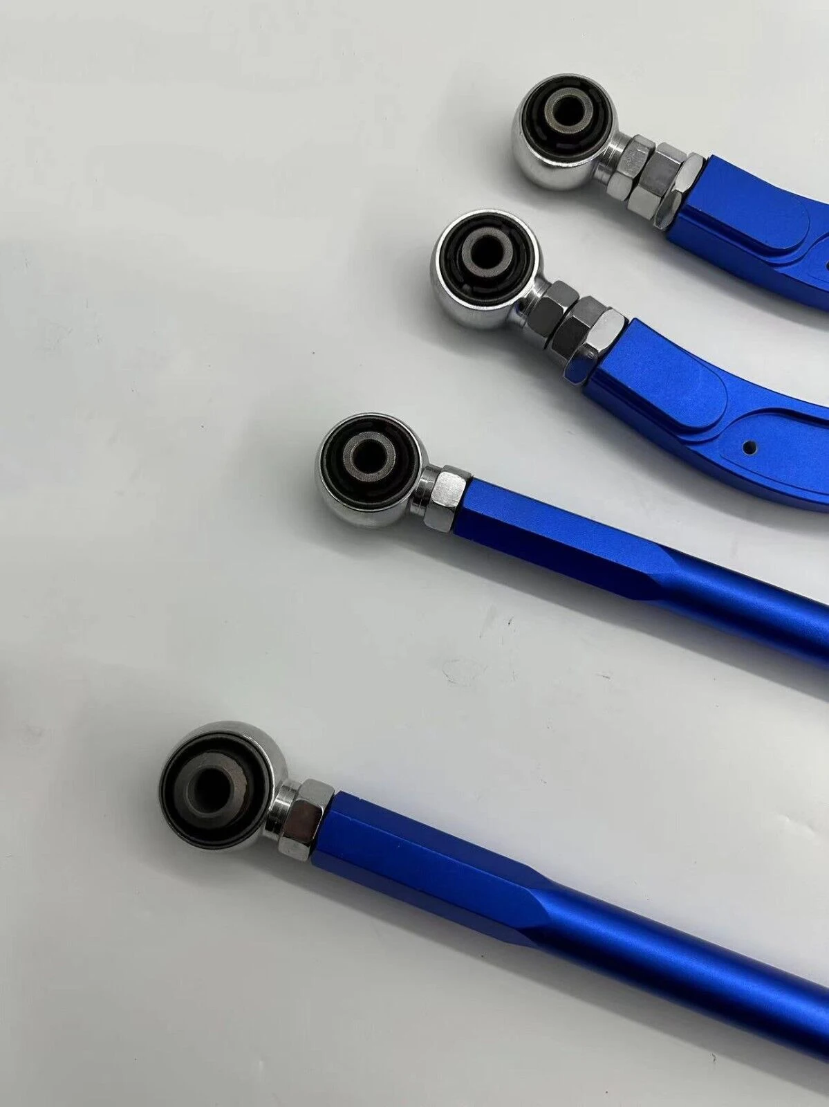 Rear Lower Control Arm 4 Pcs of Aluminum Adjust Rear Camber Toe Arms for Audi Q7 VW Touareg Cayenne