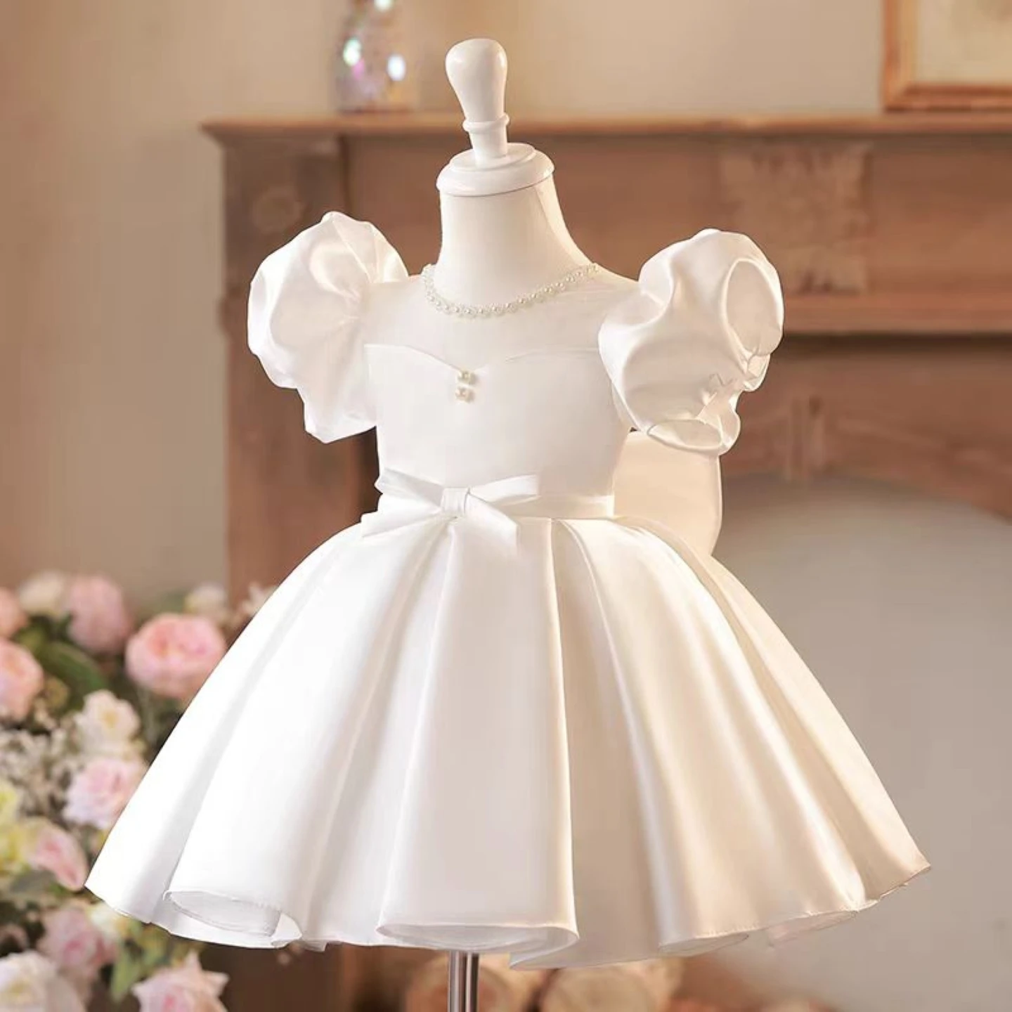 حالمة نذر J752 فستان فتاة بيضاء أنيقة لؤلؤ الساتان للأطفال 1st حفلة عيد ميلاد عطلة التواصل الأميرة ثوب حفلة قصيرة #3