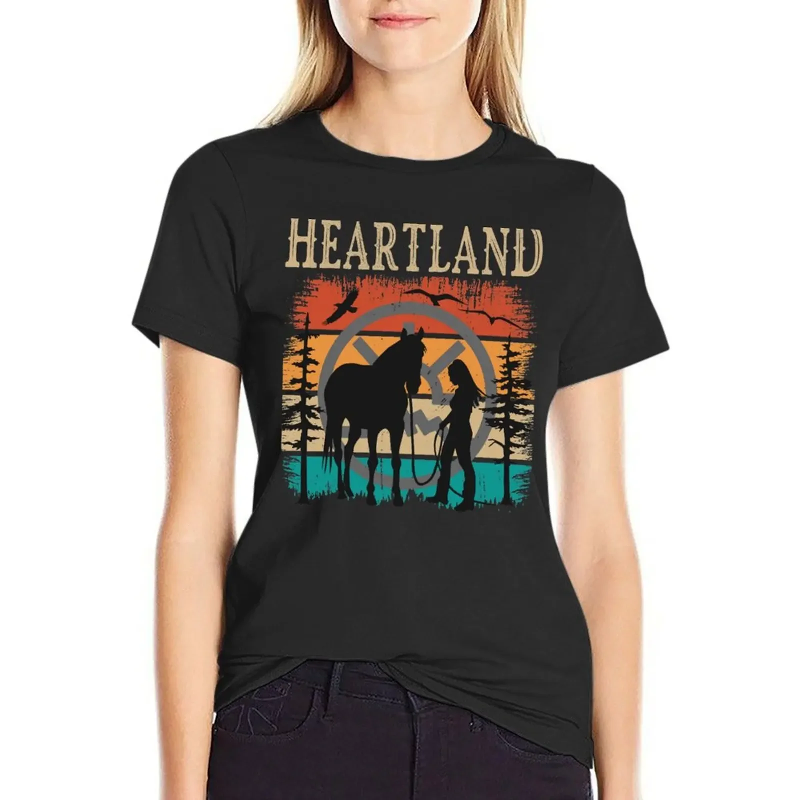 

Heartland, Heartland Ranch , Horse Lover, Sunset heartland, Heartland Retro Vintage, Ranch Lover, Horse Owner T-Shirt