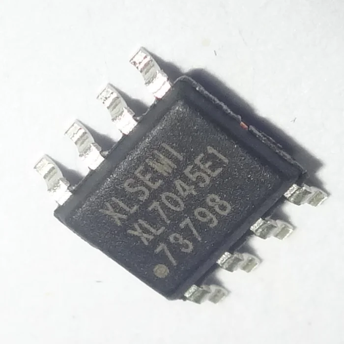 10PCS Imported XL7045E1 XL7045 SOP-8 0.3A 100KHz Step-down DC Converter IC