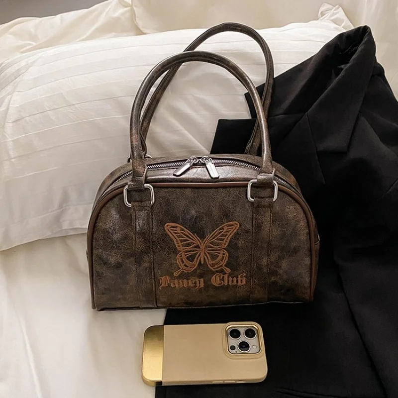 

Fashionable Sling Bag For Women That Wears As A Stylish Crossbody For A Trendy Urban Look