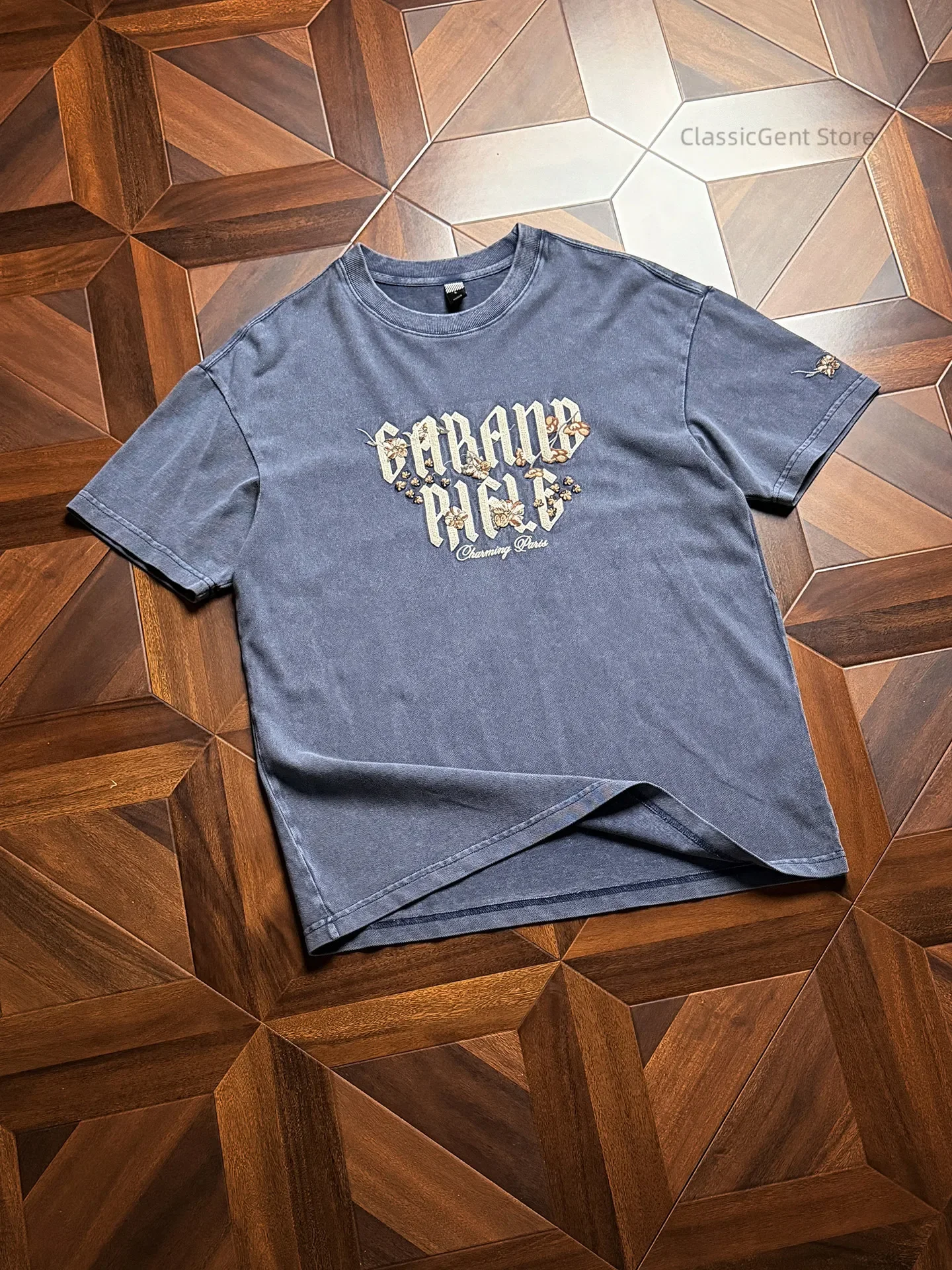Frosted feeling washed and old, cotton pearl breathable and not stuffy 7.8OZ short-sleeved embroidered T-shirt
