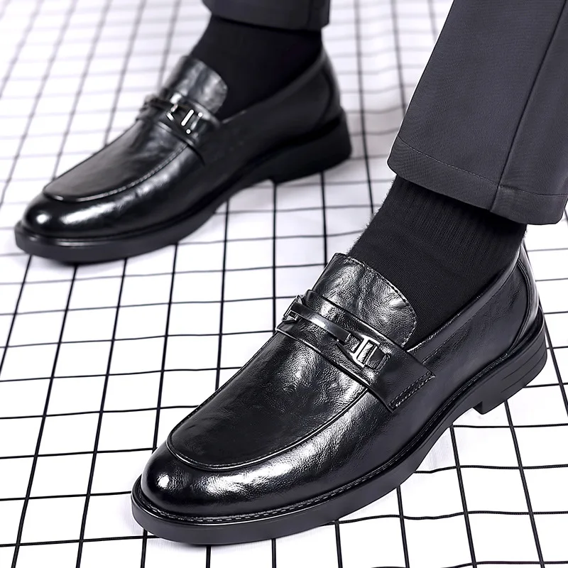 Men's business formal wear, British style loafers, casual leather shoes, versatile office commuting dress shoes