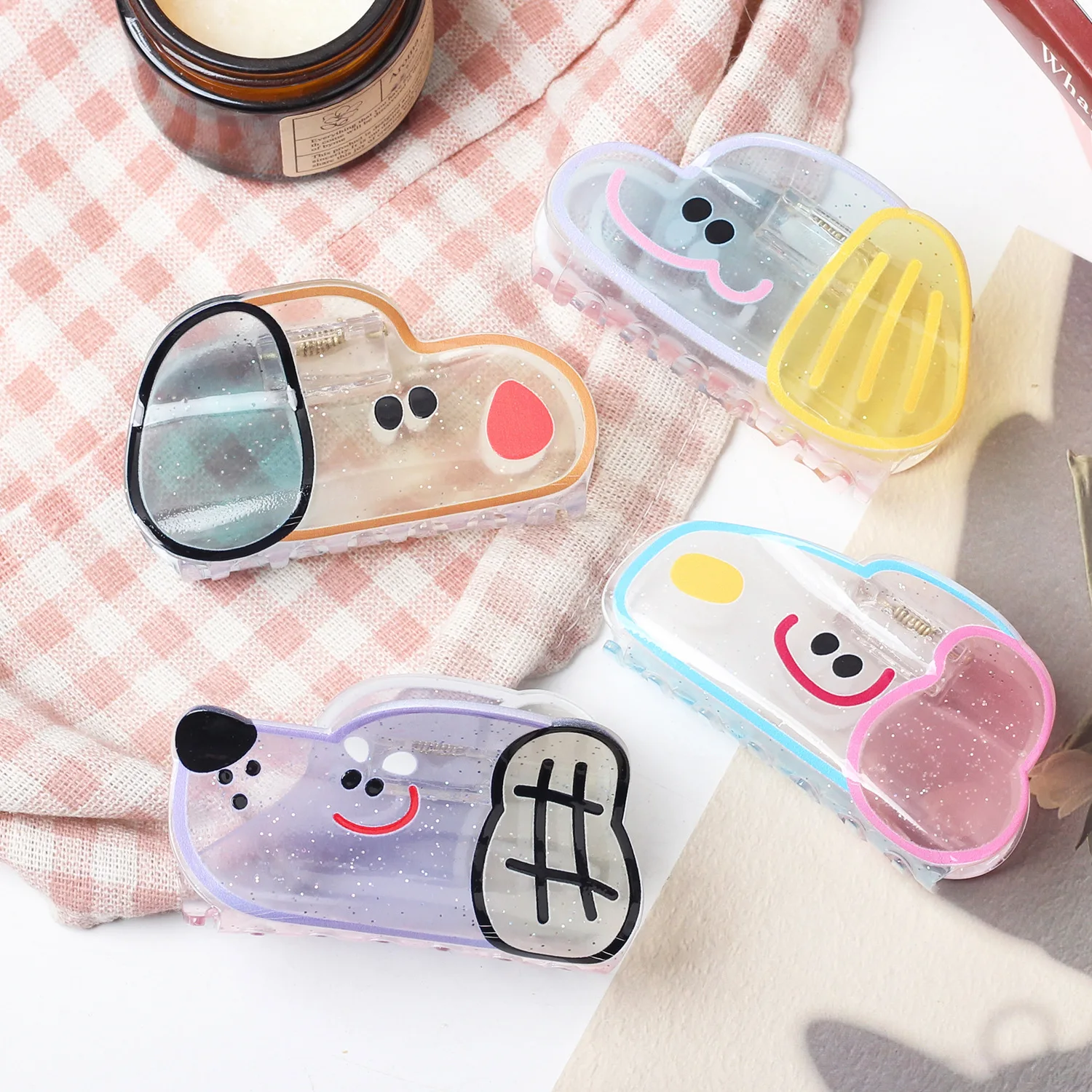 

2025 New Design hair decorate Flat Transparent hair claw Acrylic Hair Claw Clips of dog
