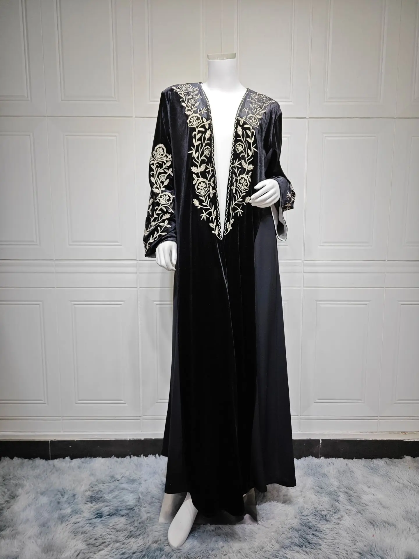 

Рамадан Дубай: Вельветовая вышитая абайя, мусульманское платье с длинными рукавами, открытая спереди, элегантные кафтаны, женские арабские исламские платья макси