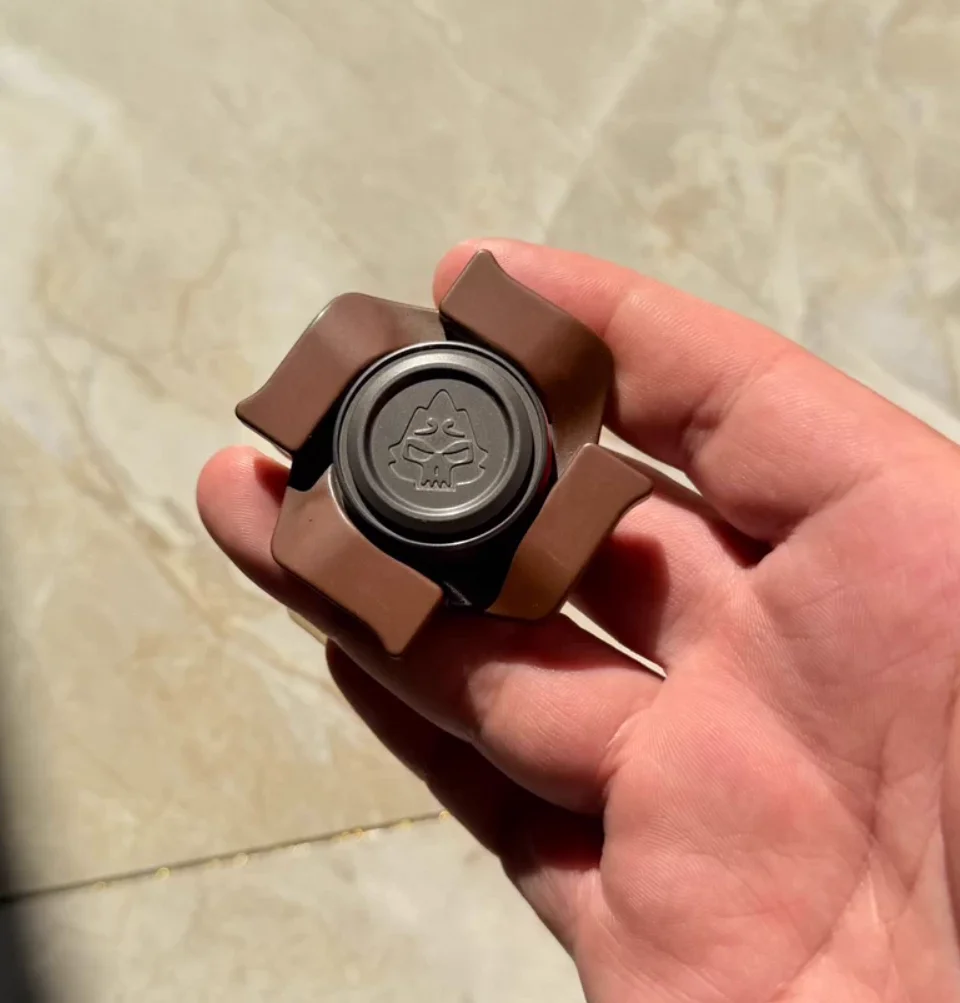 Mainan fidget spinner EDC one bean Wukong berbahan tembaga+stainless steel untuk menghilangkan stres