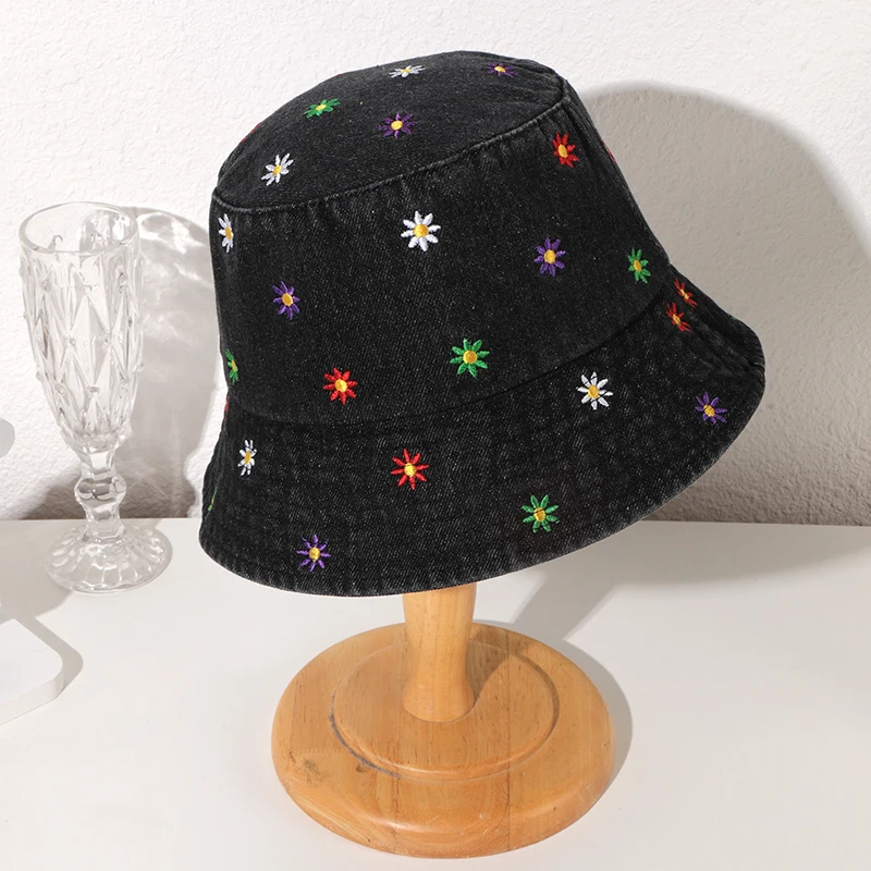 Colored daisy embroidery washed denim fisherman hat - Japanese casual style, suitable for commuting and photography