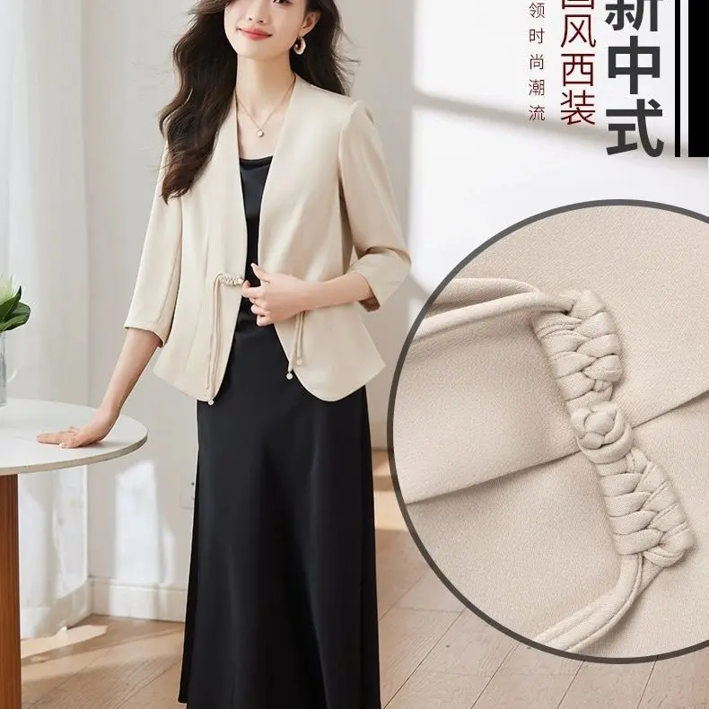 V-neck Short Style Stylish Suit Jacket With 3/4 Sleeves, 2024 Summer Slim Fit Suit For Women