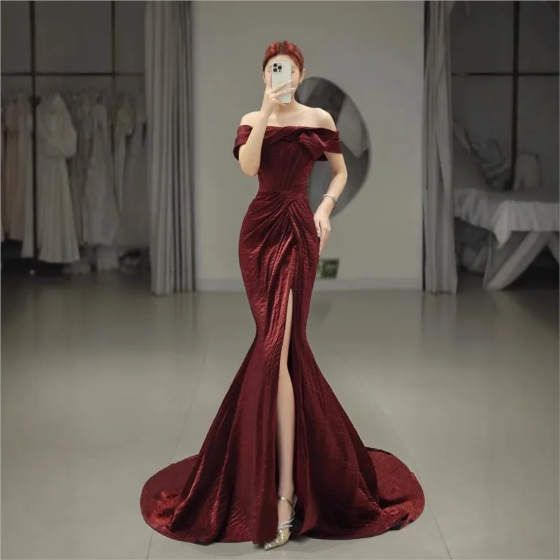 

fishtail toasting party waist bag hip one-shoulder and arm-covering dress