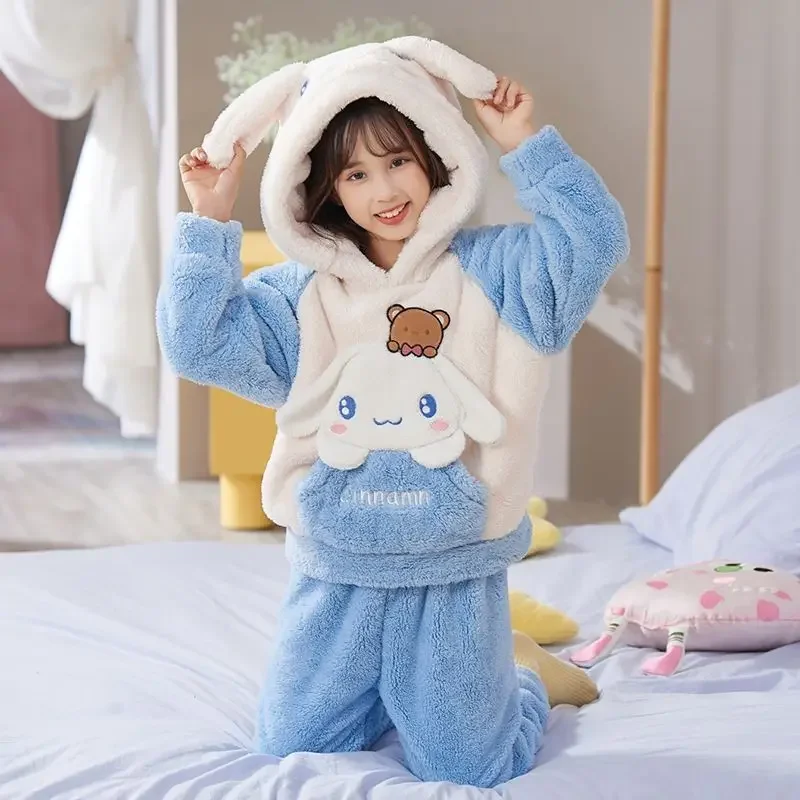 

Hello Kitty Cinnamoroll Kuromi My melody parent-child pajamas autumn and winter warm plus velvet thickened hooded home clothes