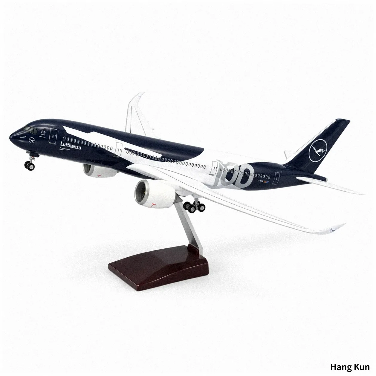 Airbus A350 Lufthansa Model 1:157 Scale 47cm Passenger Jet with Base and Landing Gear Die-Cast Resin Aircraft Toy