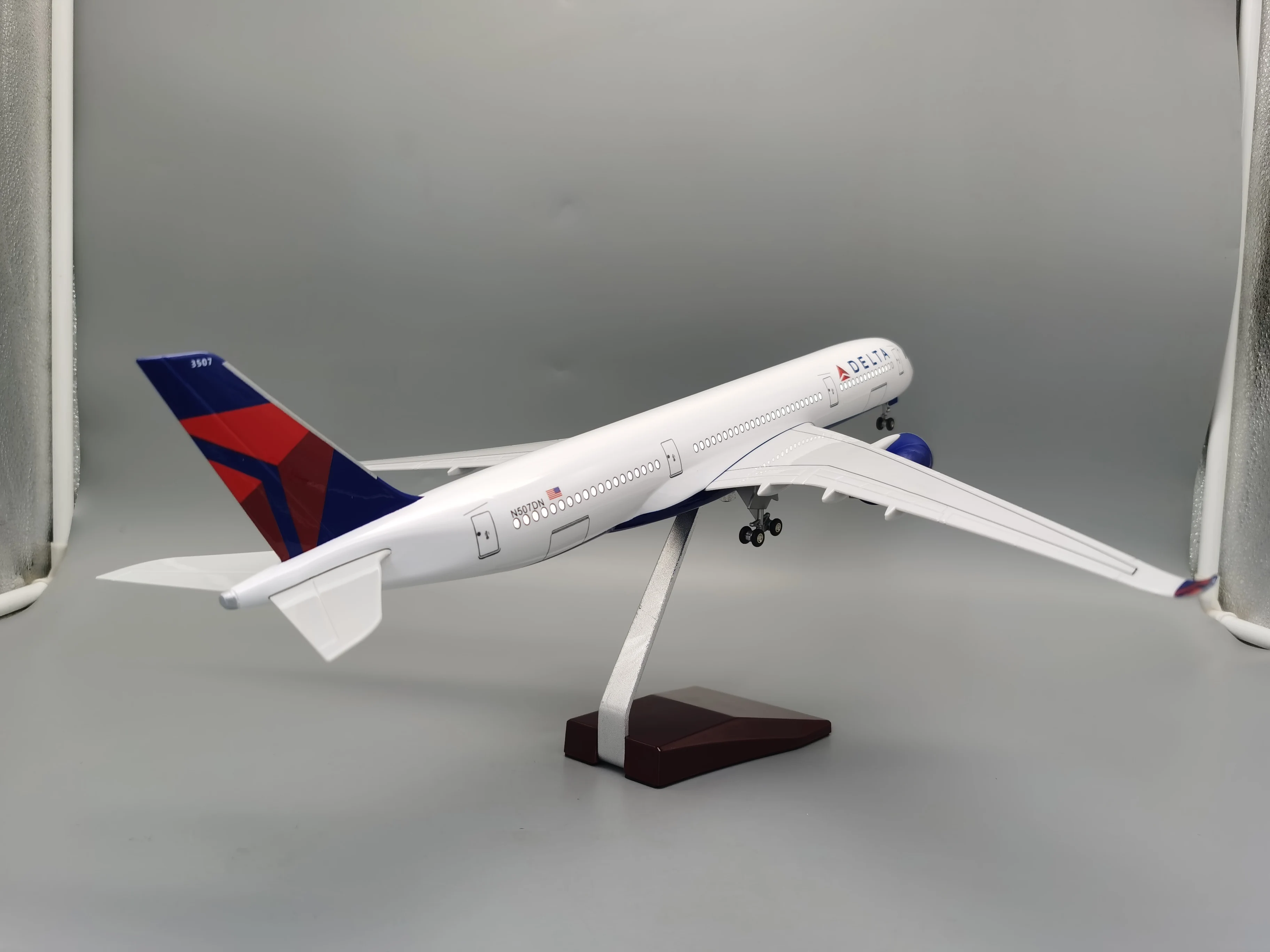 1/142 Skala A350 47Cm Diecast Model Delta Airlines Resin Pesawat Mainan Pesawat Koleksi Tampilan Mainan Pesawat Hadiah