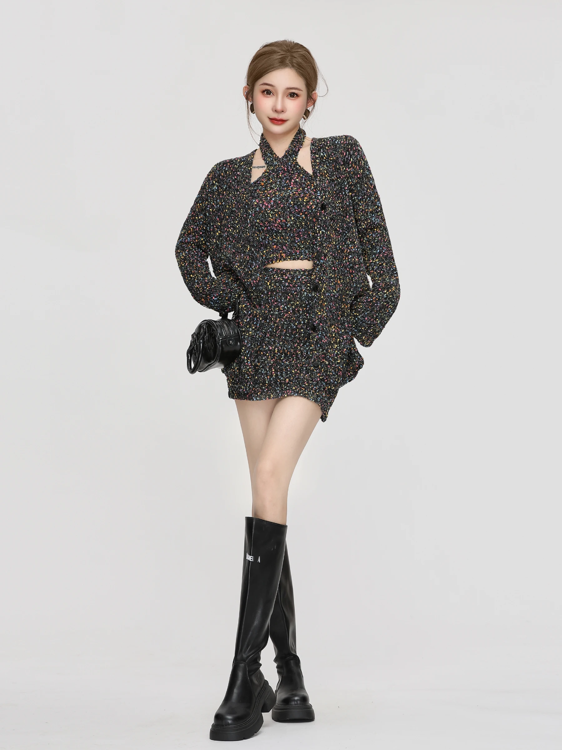 2025 خريف شتاء جديد Hot البيع الوردي الرسن الرقبة تانك القمم Bodycon تنورة قصيرة سترة سوداء سترة ثلاث قطع مجموعة