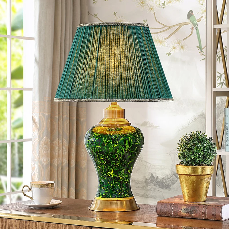 

American ceramic table lamp bedroom bedside lamp new Chinese creative green simple modern European living room warm home