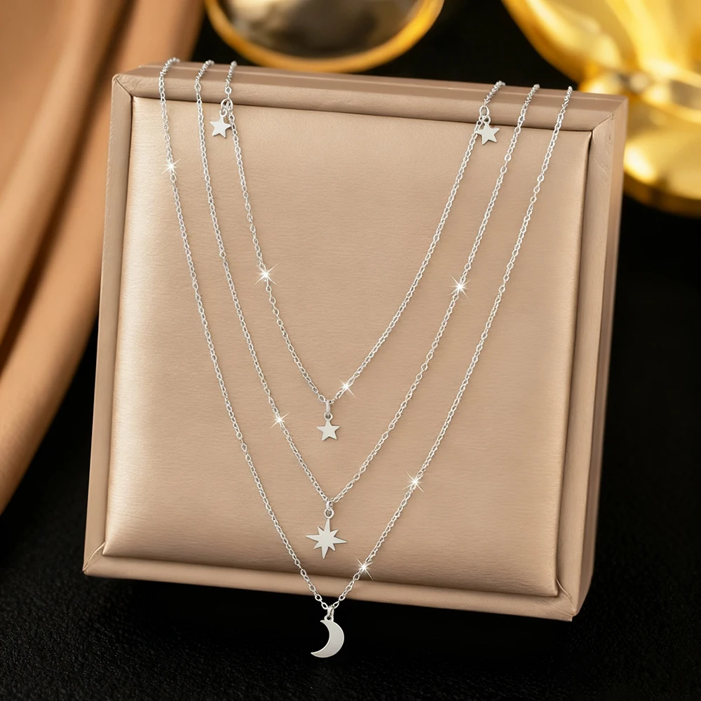 DOTIFI Stainless Steel Star And Moon Pendant Necklace For Women Fashionable Distinctive Light Luxury Delicate Layered Necklace