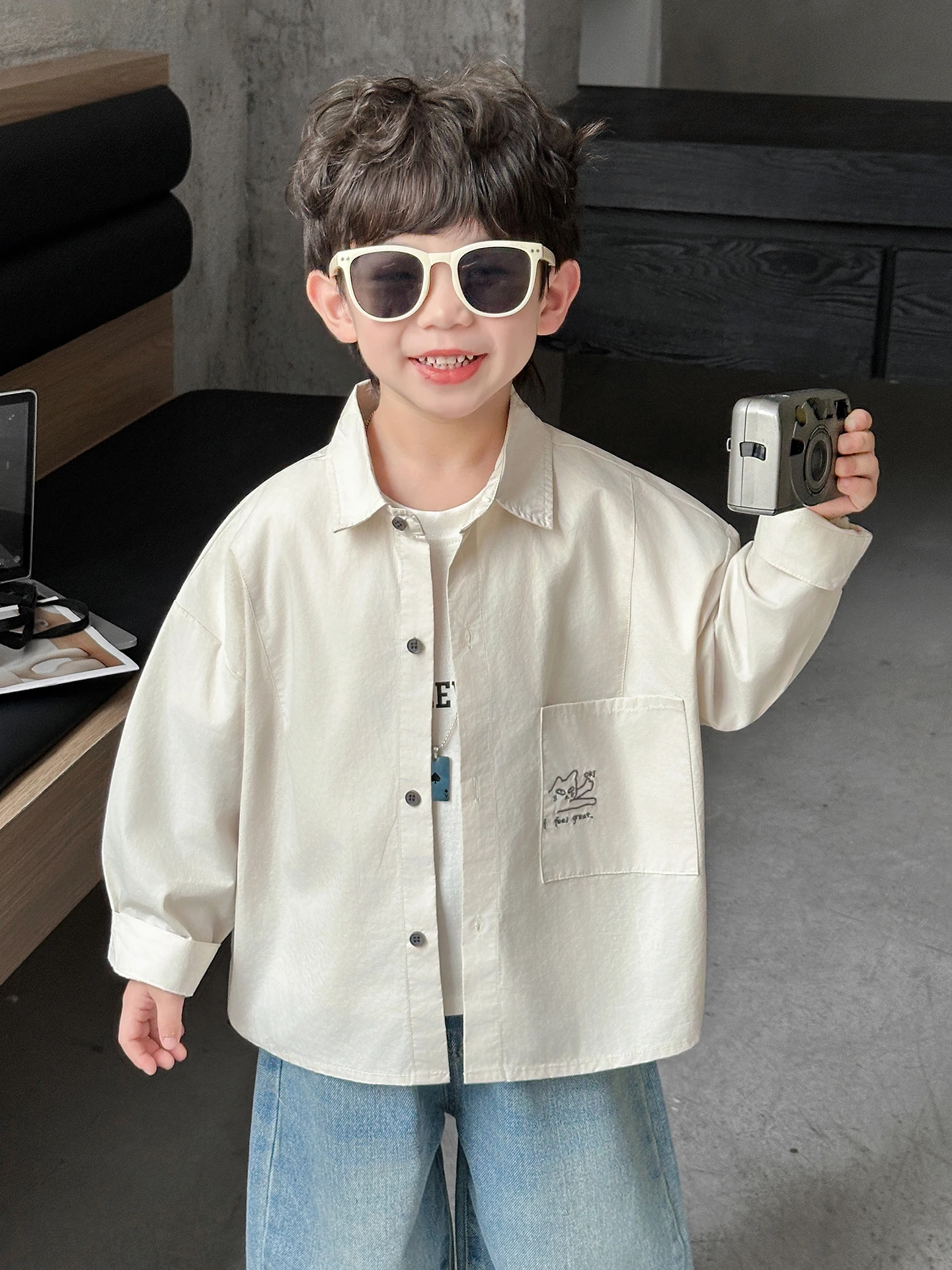 

Длинная хлопковая футболка из чистого хлопка для мальчиков с воротником-стойкой, модная весенне-осенняя новая повседневная свободная футболка с принтом для детей