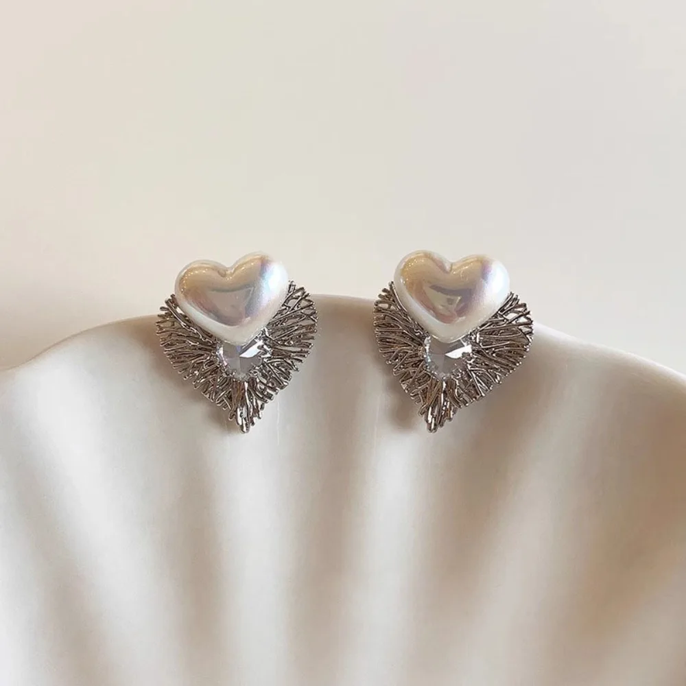 Charm Temperament Micro-inlay Zircon White Imitation Pearl Heart Stud Earrings for Women Designer Jewelry Two Ways To Wear It