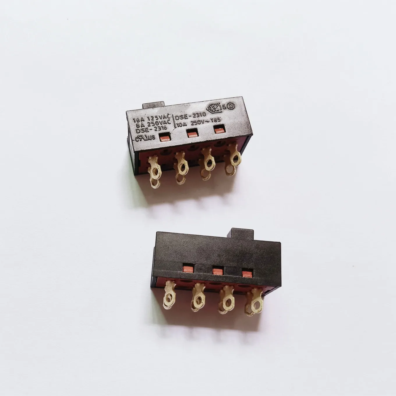 Original new 100% DSE-2310 DSE-2316 8A250VAC 8pin 3gear toggle switch slide switch