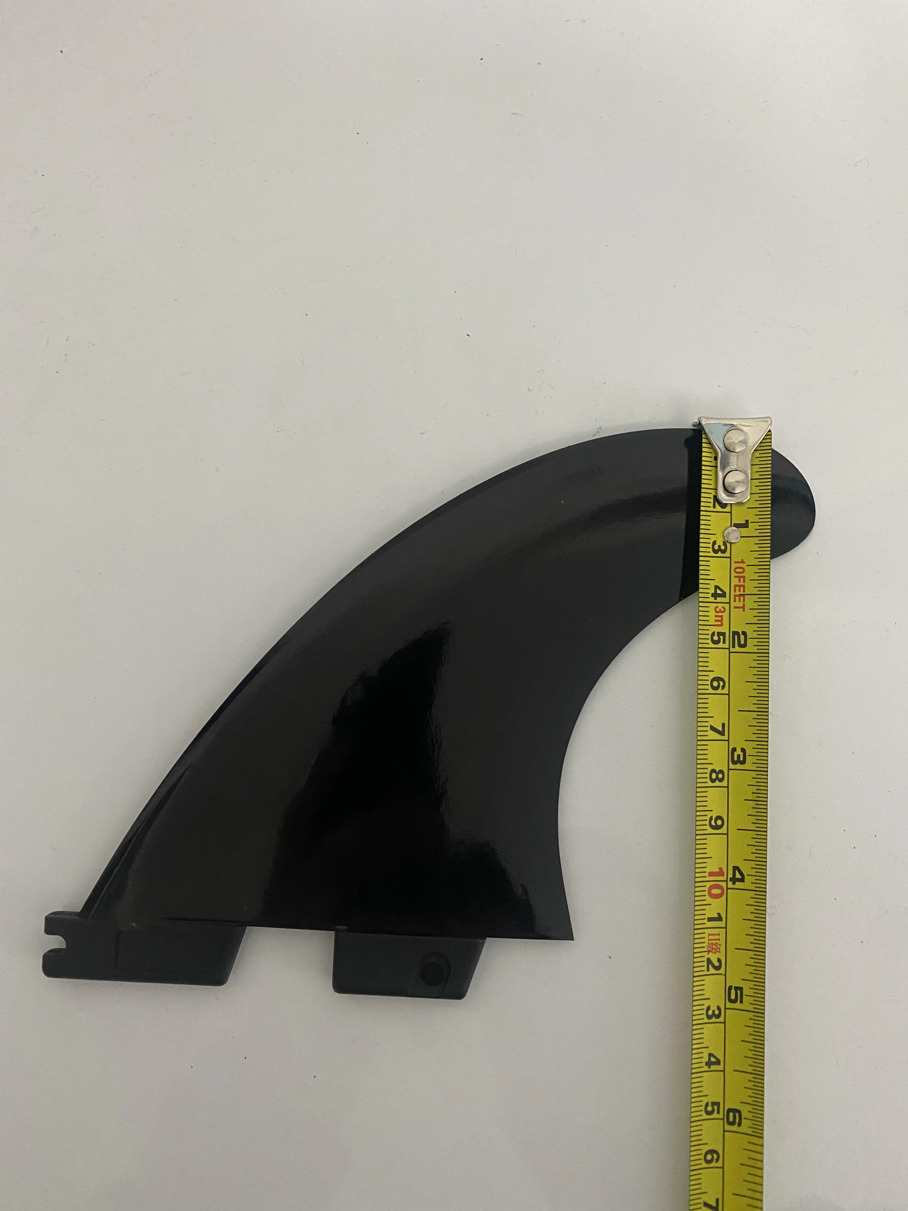 3 Stück Surf FIN F II hochwertiges Fiberglas-Kunststoff schwarz/weiß Surfbrett Größe M Surfing Tri Fins – Detail 6