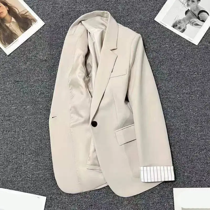 

Новая бежевая куртка с зубчатым воротником, женский корейский шикарный лоскутный маленький костюм с длинными рукавами, пальто, повседневные простые пиджаки на одной пуговице